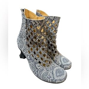 John Fluevog Intricate Grey and White Heeled Boots